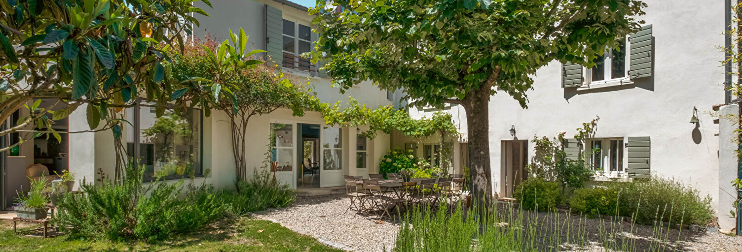 Maison 9 Pièces 260 m² à vendre à Tassin-la-Demi-Lune (69160)