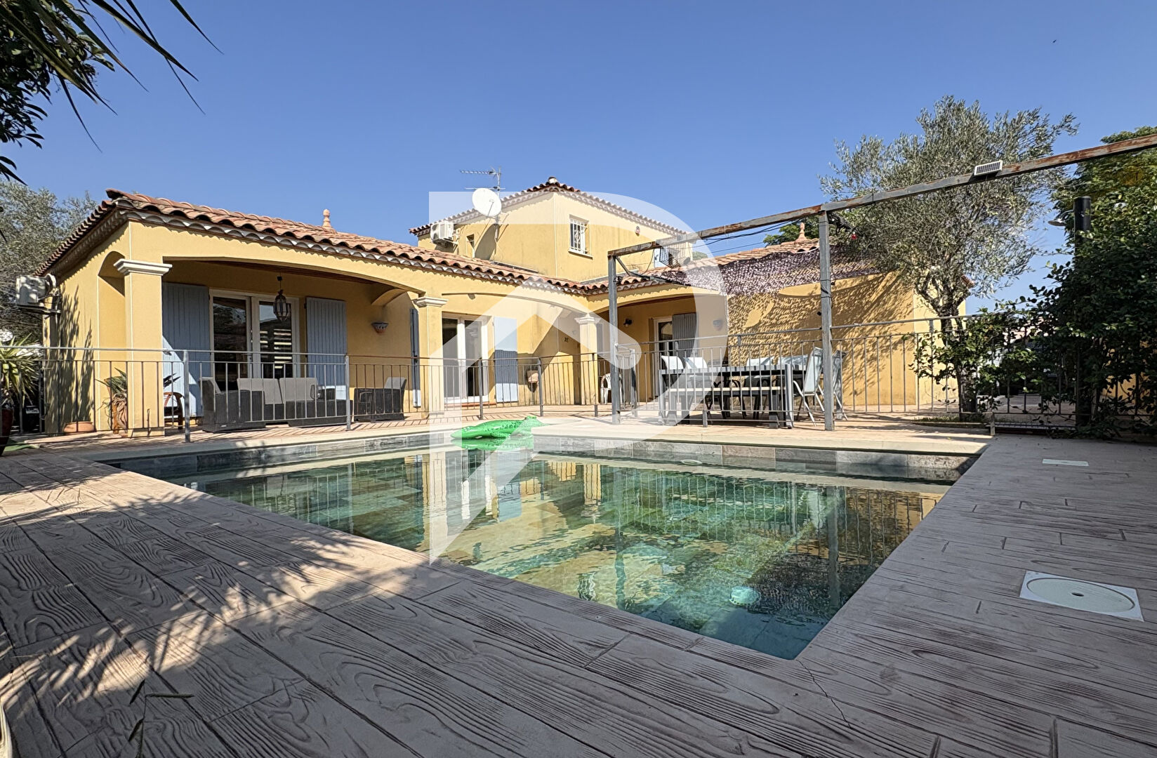 Villa / Maison  T5 à vendre Lunel 34400