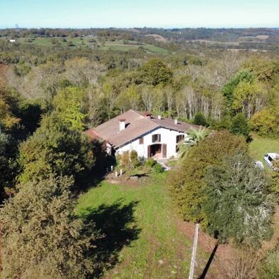 Maison 7 pièces 364000 €