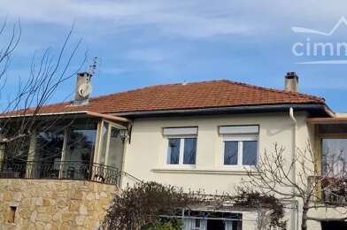 Maison 8 pièces 440800 €