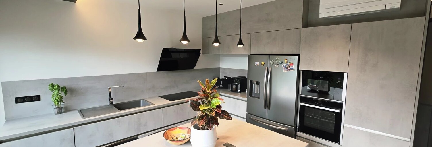 Maison 8 Pièces 280 m² à vendre à Saint-Maximin (30700)