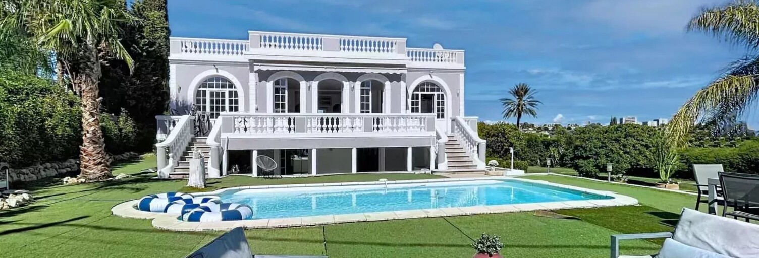 Maison 5 Pièces 183 m² à vendre à Antibes (06600)