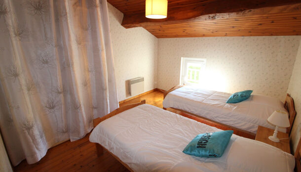 Villa / Maison 5 pièces  à vendre Pons 17800