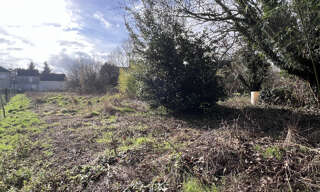 Terrain  1062 m² à vendre à Vayres-sur-Essonne (91820)
