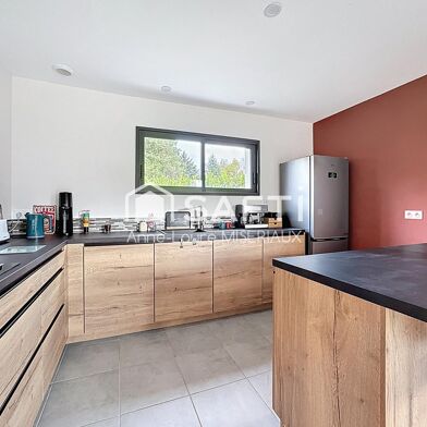 Maison 6 pièces 389000 €