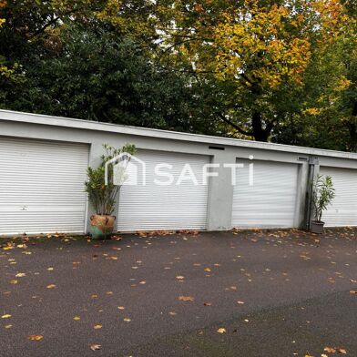 Garage  19000 €