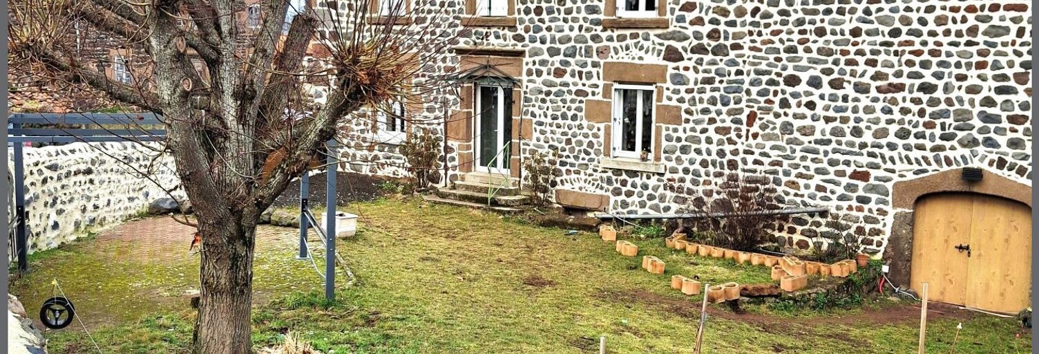 Maison 5 Pièces 180 m² à vendre à Vergezac (43320)