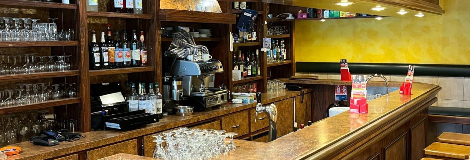 Commerce  72 m² à vendre à Douvaine (74140)