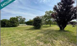 Terrain  1545 m² à vendre à Salles-sur-Mer (17220)