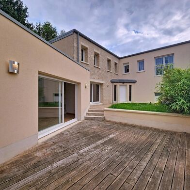 Maison 5 pièces 275000 €