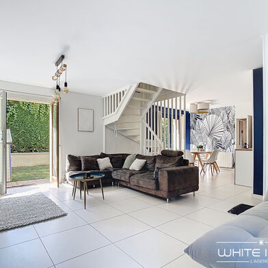 Maison 5 pièces 430000 €