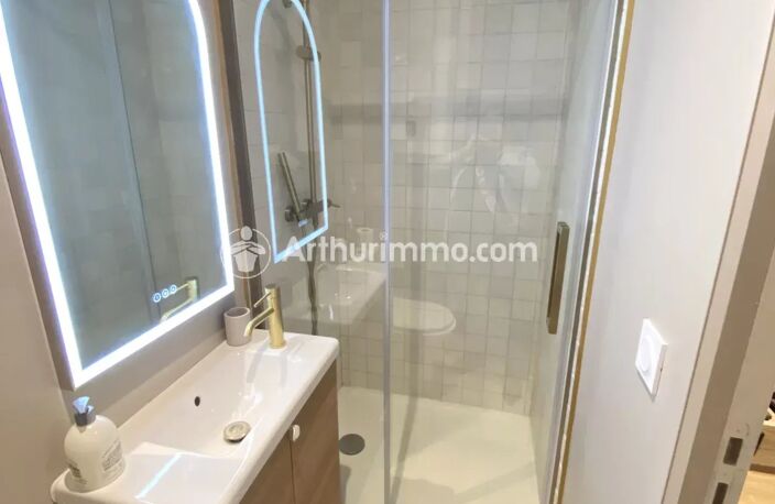 APPARTEMENT 2 PIECES PROCHE CENTRE VILLE — photo 4
