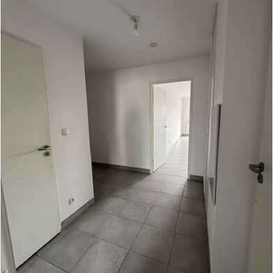 Appartement 3 pièces 260900 €