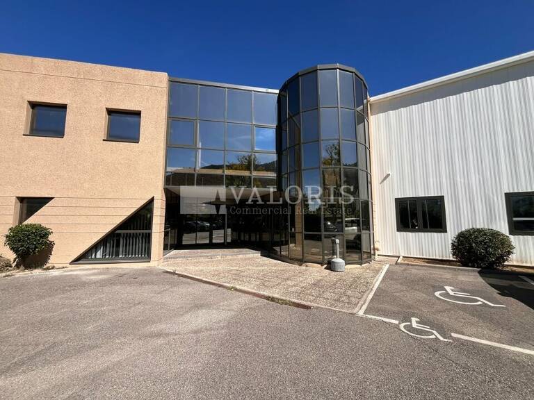 BUREAUX à LOUER — photo 1