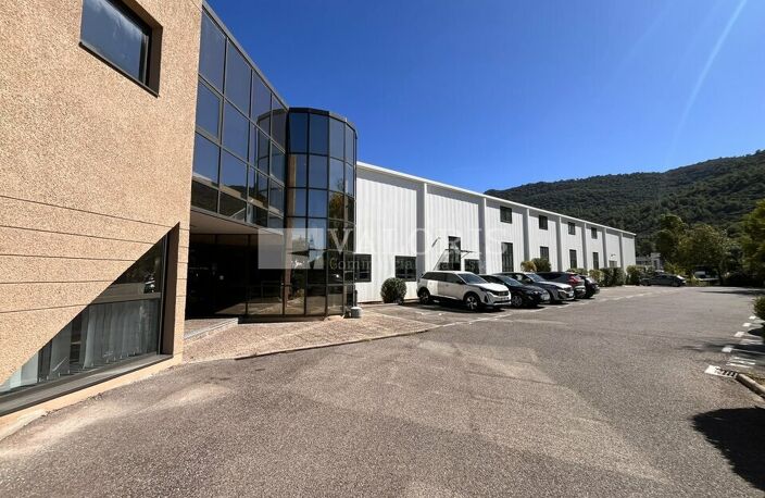 BUREAUX à LOUER — photo 2