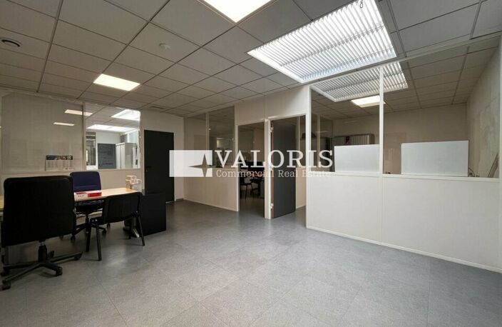 BUREAUX à LOUER — photo 4