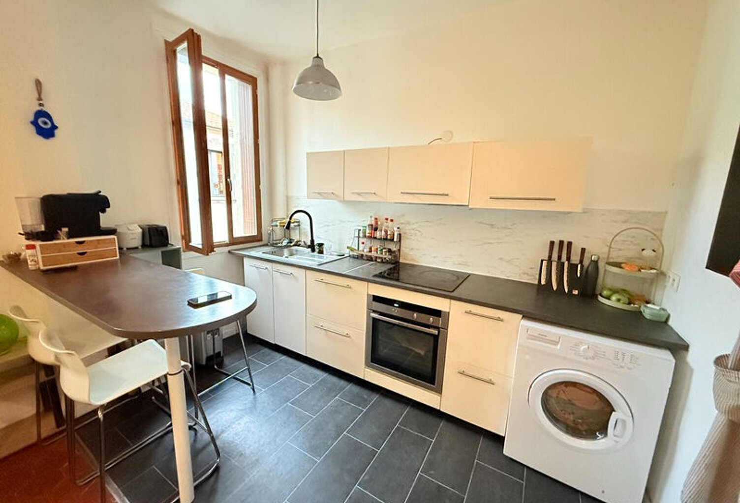 AGDE théatre,  grand appartement  de  54m²  environ . — photo 1