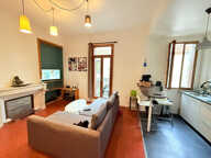 AGDE théatre,  grand appartement  de  54m²  environ . — photo 3