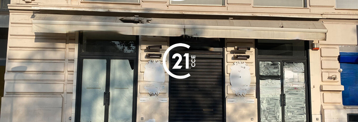 Commerce  267 m² à louer à Antibes (06600)