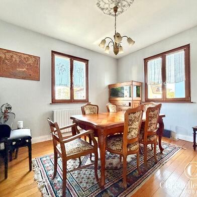 Maison 6 pièces 379000 €