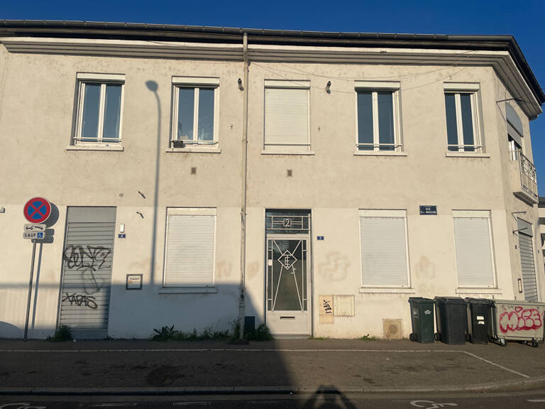 IMMEUBLE MIXTE habitation et Local d'activité Lyon 1010 m2 — photo 1