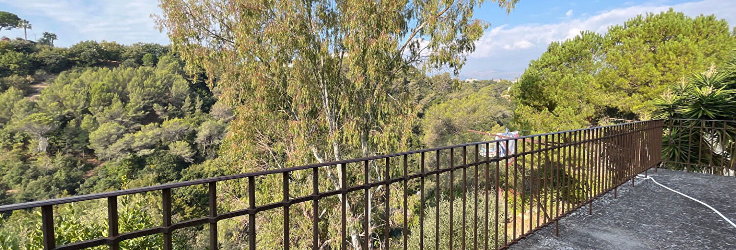 Maison 6 Pièces 160 m² à vendre à Cagnes-sur-Mer (06800)