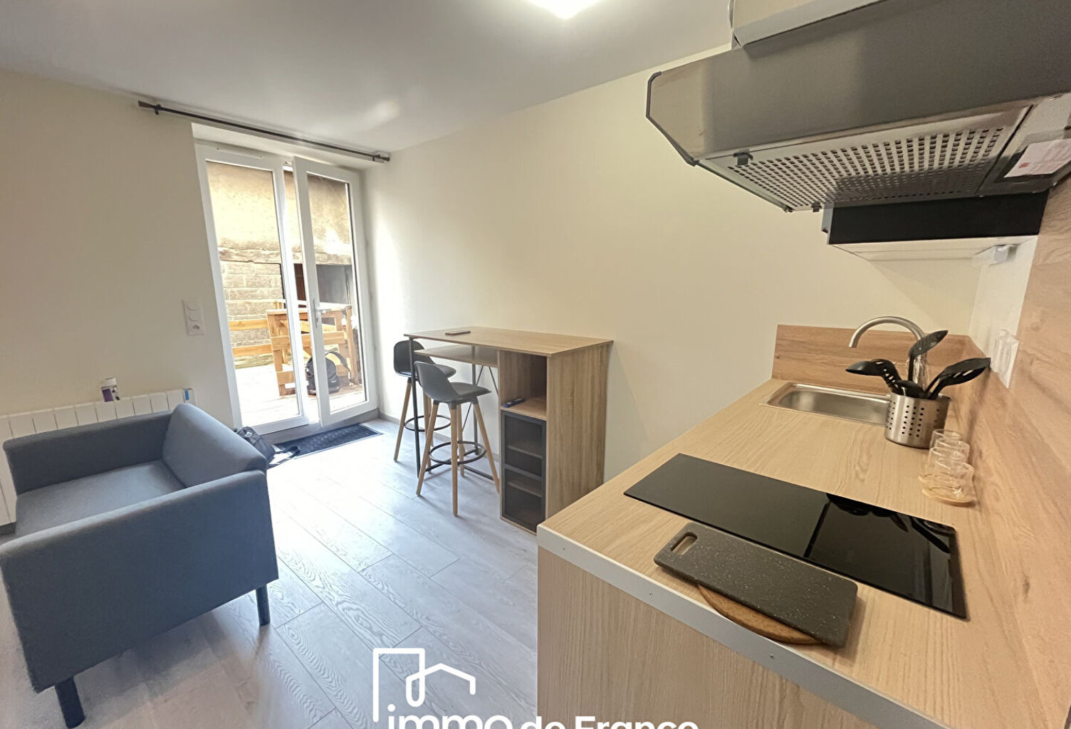 Rodez  Appartement Type 1 avec terrasse — photo 1