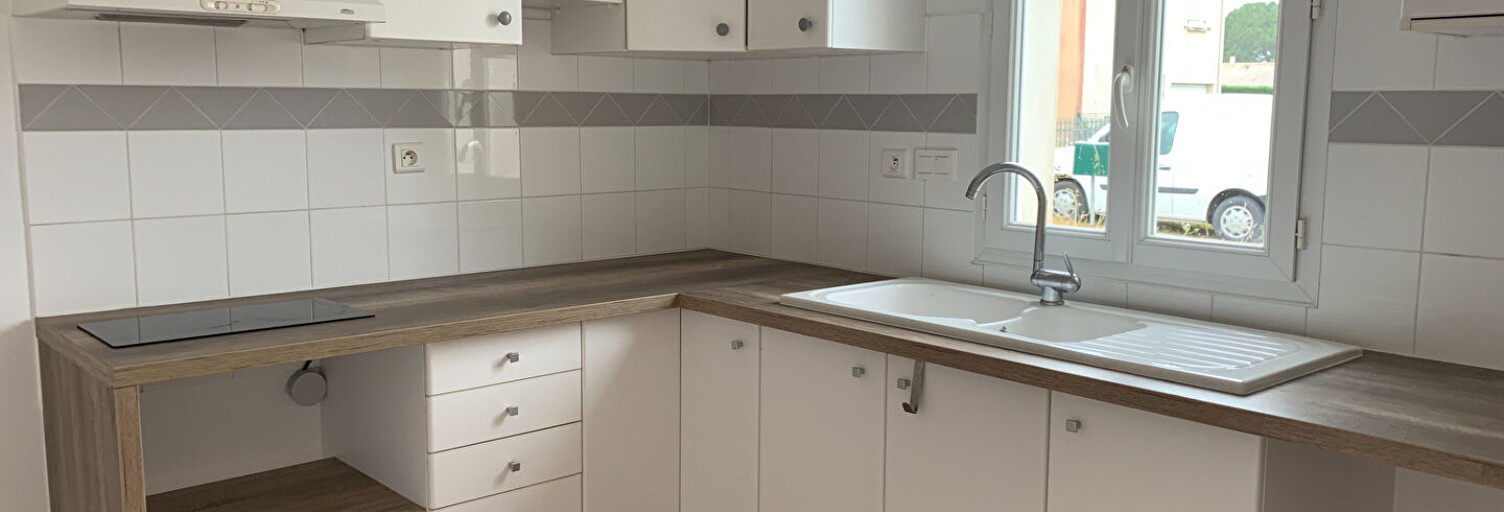 Maison 4 Pièces 82 m² à louer à Saint-Martial-de-Vitaterne (17500)