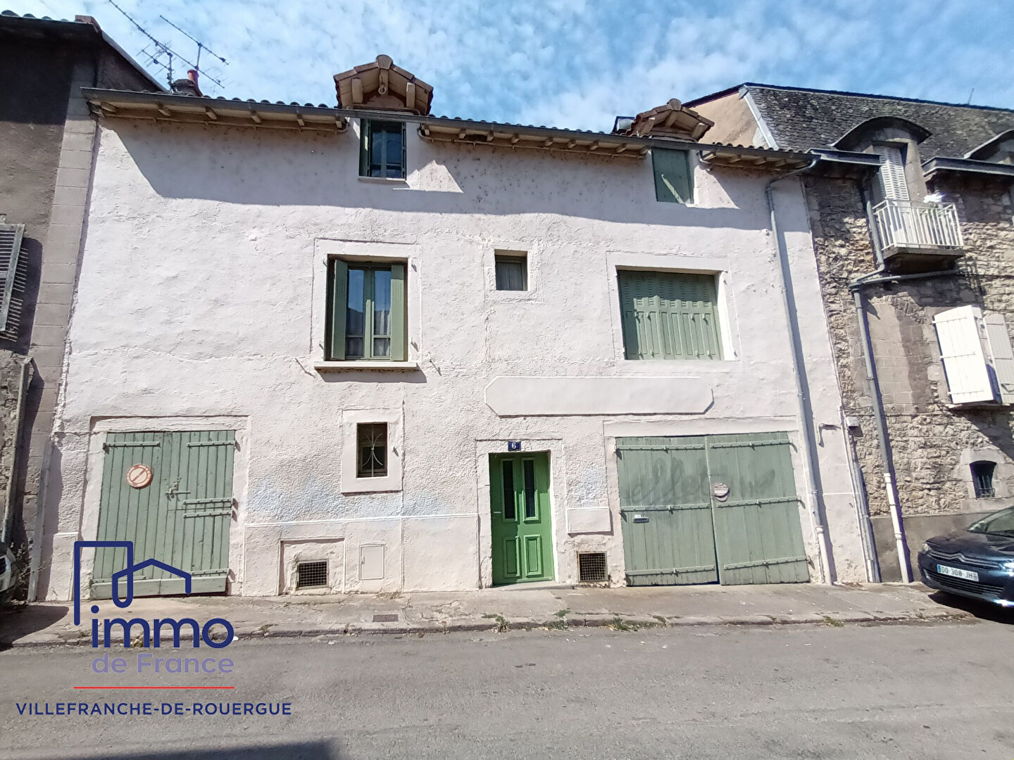 Villa / Maison  T12 à vendre Villefranche-de-Rouergue 12200