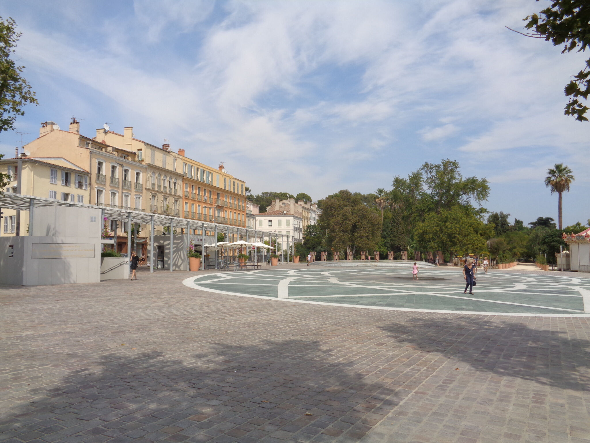 Local commercial  à vendre Hyères 83400