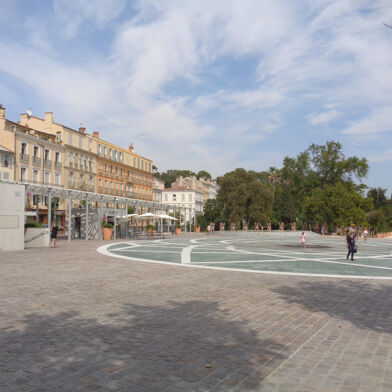 Commerce  129000 €