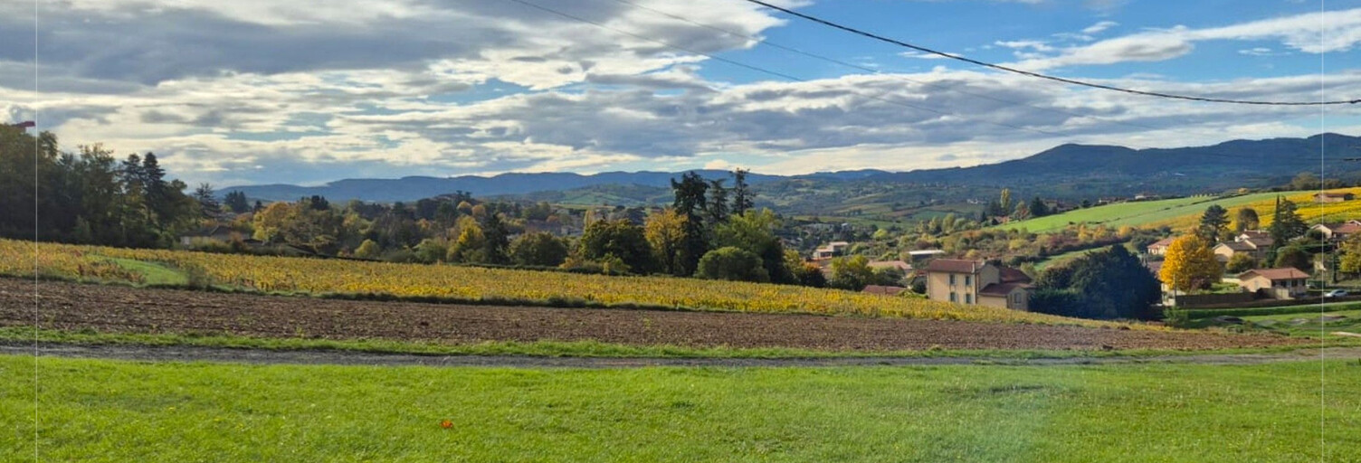 Terrain  600 m² à vendre à Val d'Oingt (69620)