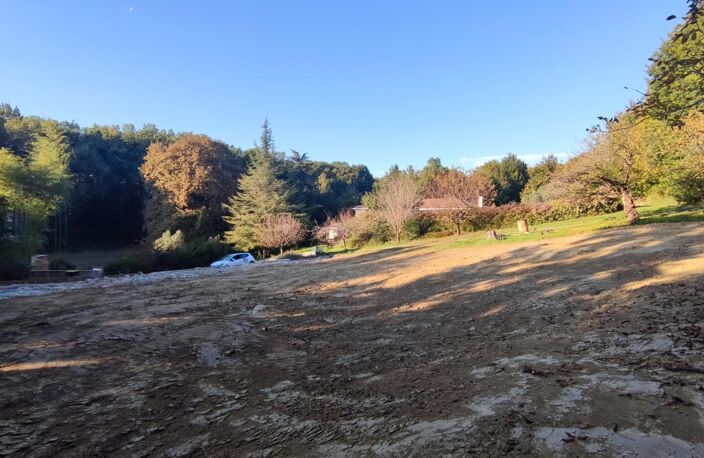 Rare sur le secteur, terrain à bâtir de 3094 m² — photo 2