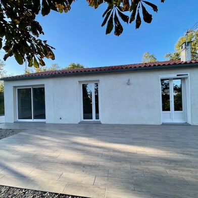 Maison 3 pièces 880 €