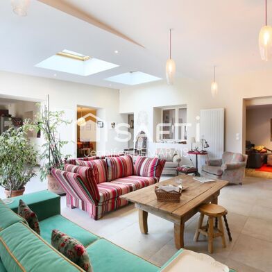 Maison 10 pièces 469000 €