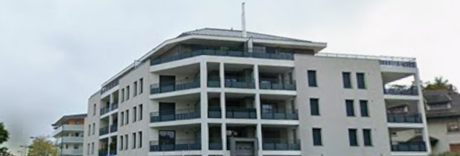 Garage  19 m² à louer à Saint-Julien-en-Genevois (74160)