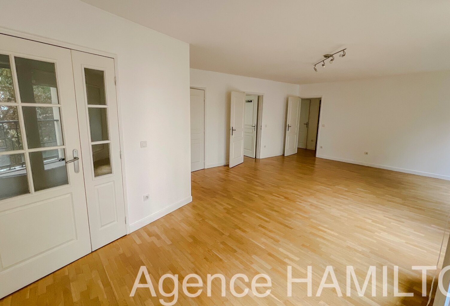 Appartement — photo 1