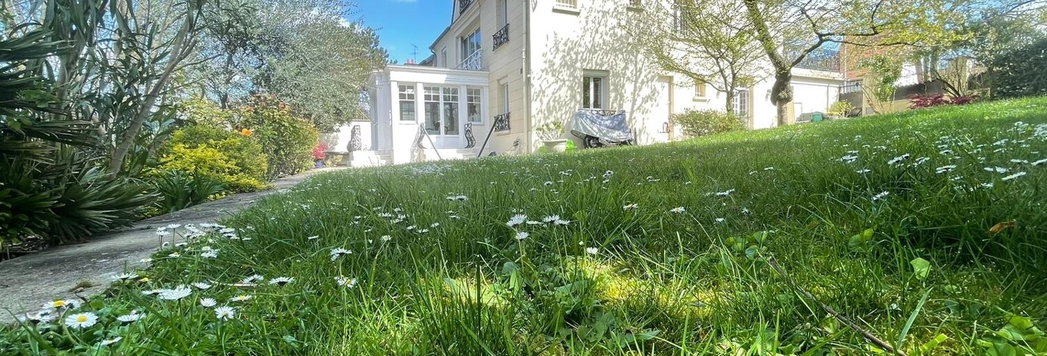 Maison 12 Pièces 300 m² à vendre à Bry-sur-Marne (94360)