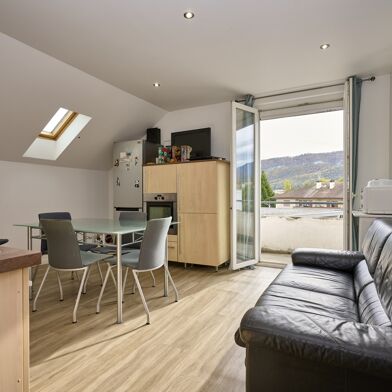 Appartement 5 pièces 338000 €