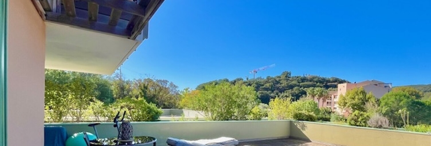 Appartement 2 Pièces 55 m² à vendre à Saint-Raphaël (83530)