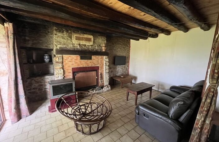 Maison en pierre de 6 pièces principales — photo 2