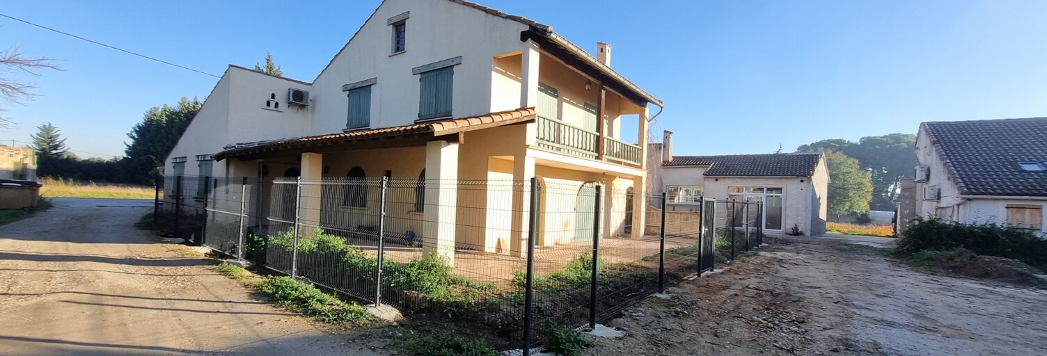 Maison 7 Pièces 243 m² à vendre à Arles (13200)