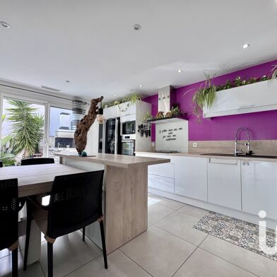 Maison 5 pièces 439000 €