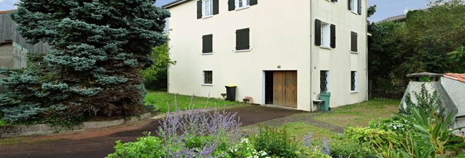 Maison 10 Pièces 200 m² à vendre à Angoulême (16000)