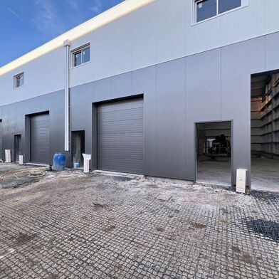 Commerce  299000 €