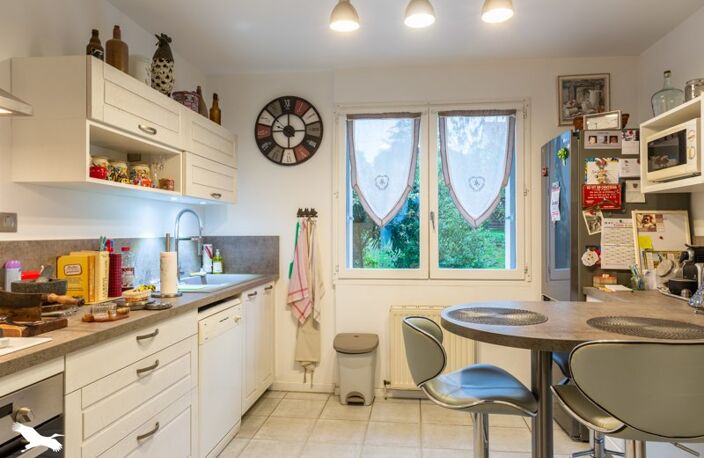 Vente maison 5 pièces 102 m² Juillac (19350) — photo 3