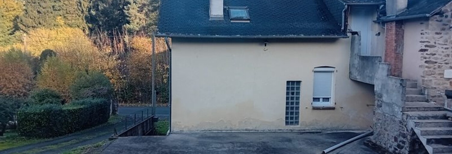 Maison 7 Pièces 138 m² à vendre à Condat-sur-Ganaveix (19140)