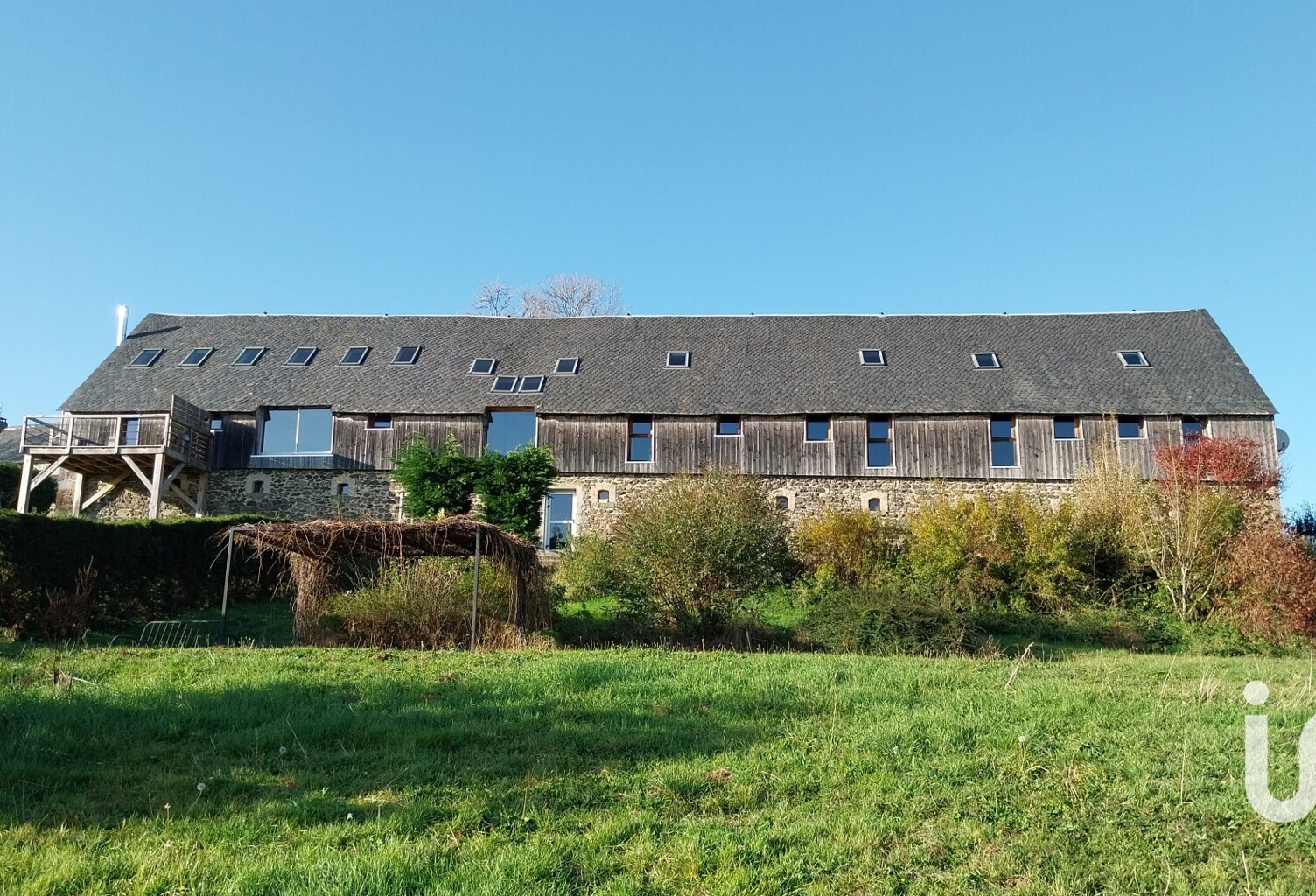 Vente Maison traditionnelle 18 pièces — photo 1