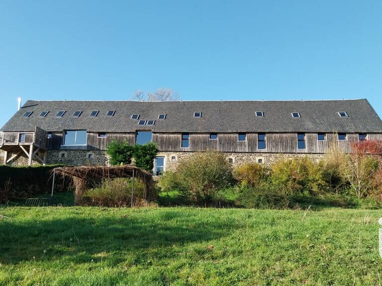 Vente Maison traditionnelle 18 pièces — photo 1
