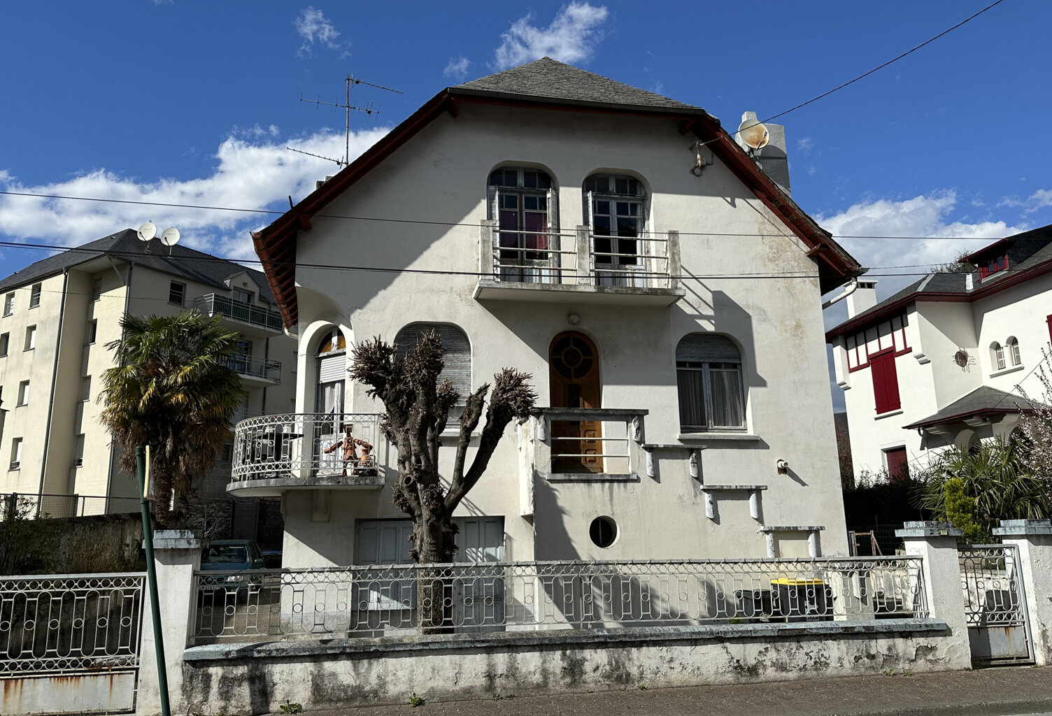 Maison de ville de caractère avec jardin et garage — photo 1
